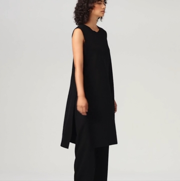 EILEEN FISHER Lightweight Boiled Wool Bateau Neck Long Top in Regenerative Wool. - Picture 6 of 7